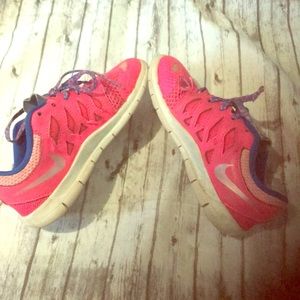 Girls Nike Shoes
